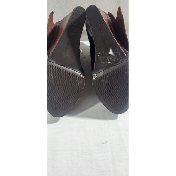 BCBG Generation Womens Size 8.5 B Brown Leather Wedge Ankle Fashion Boots Bootie - Picture 2 of 9